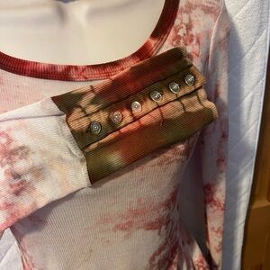 Sundance Women's Tie-Dye Long Sleeve Top